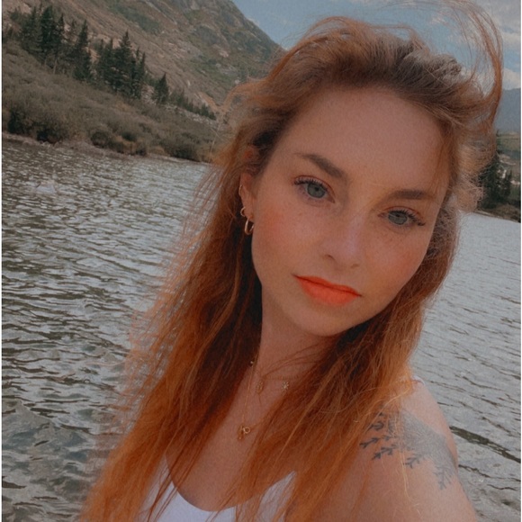 Meet your Posher, Sophie - Picture 1 of 4